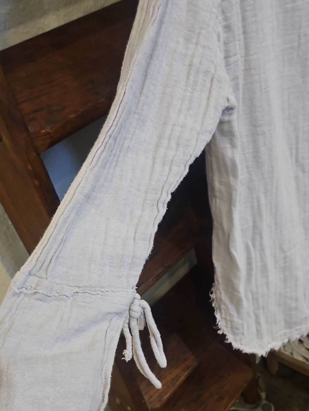 Light Women’s Button-Up Free People Top - Picture 4 of 5